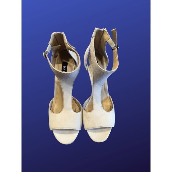 DKNY Colby Night Out Evening Heels Size 8 Kid Suede LINEN Color K2655743 - Picture 2 of 9